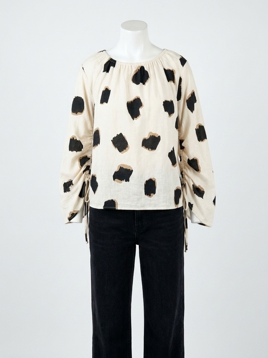 FIFTEEN TWENTY Tops - NEW FIFTEEN TWENTY serafina boat neck top in sahara print